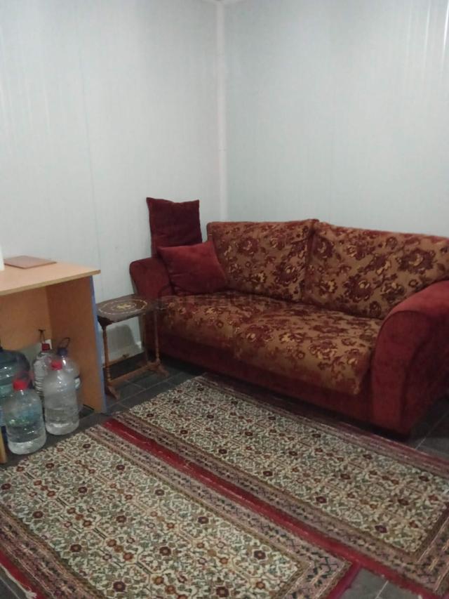 Menderes Çakaltepe De 440 M2 Arsa İçinde Konteyner Ev 4