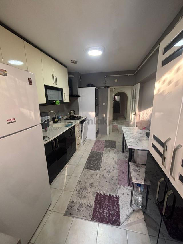Başak Mahallesinde Yonca Market Yakınında 3+1 Ara Kat Ön Cephe Satılık Daire !! 4