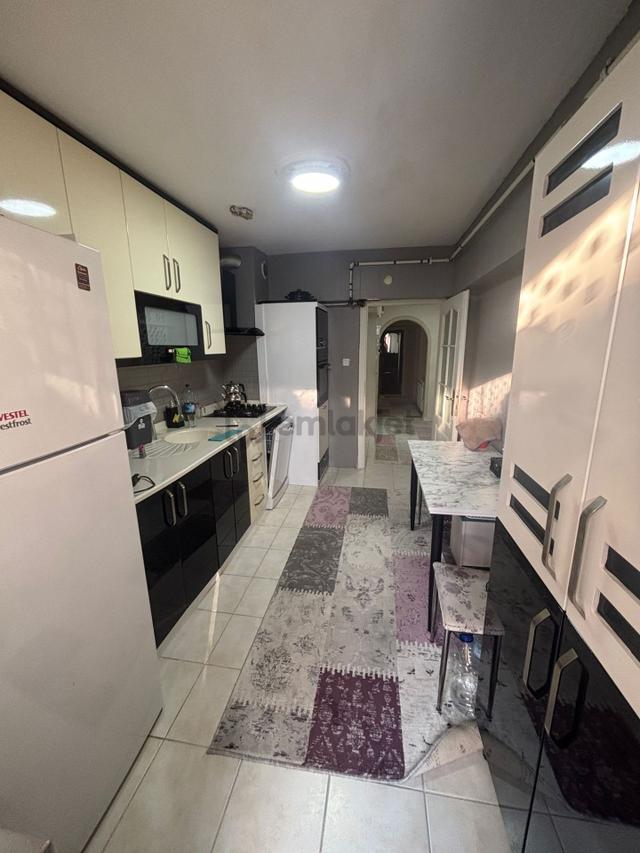 Başak Mahallesinde Yonca Market Yakınında 3+1 Ara Kat Ön Cephe Satılık Daire !! 3