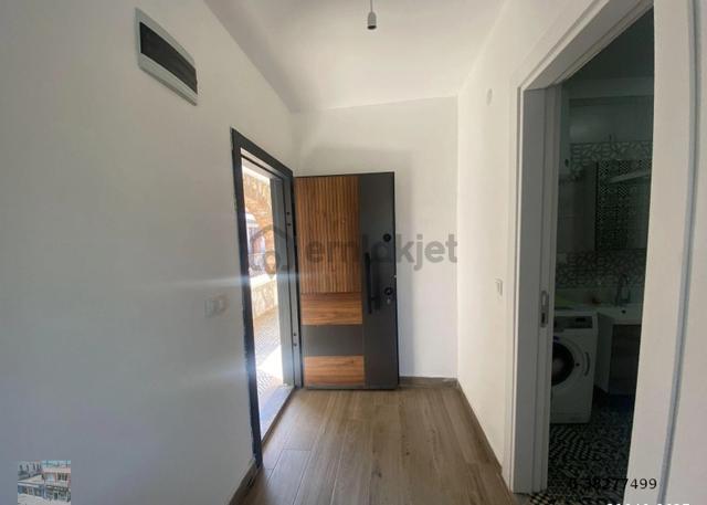 Balıkesir Ayvalık Küçükköy De Satılık Daireler. 4
