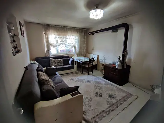 Sarayaltı Mahallesinde Komple Satılık Binaa 4