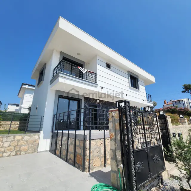 Didim Hisar Mahallesinde Tam Müstakil Takasa Açık Akıllı Villa 1