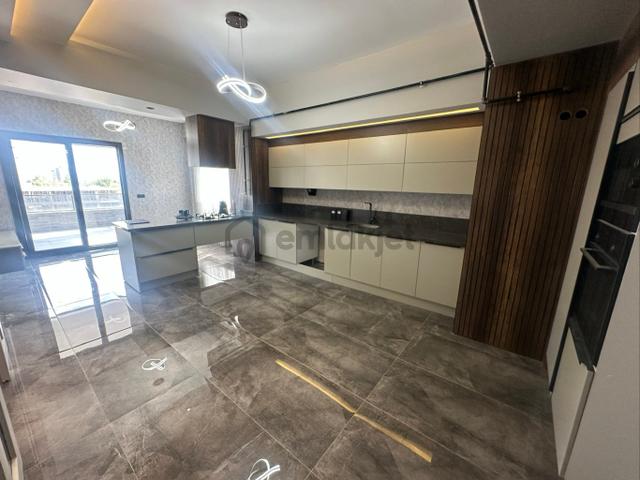 Şanlı Gayrimenkulden Satılık Ultra Lüks 5+1 Daire 5