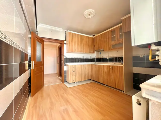 Ankara Kazançtan Full Yapılı Site İçerinde Salon Bağımsız Kilerli 3+1 Kiralık Daire 2