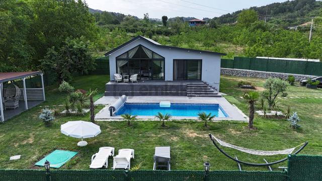 Sapanca Turizm İşletme Belgeli Havuzlu Eşyalı Lüks Villa 2