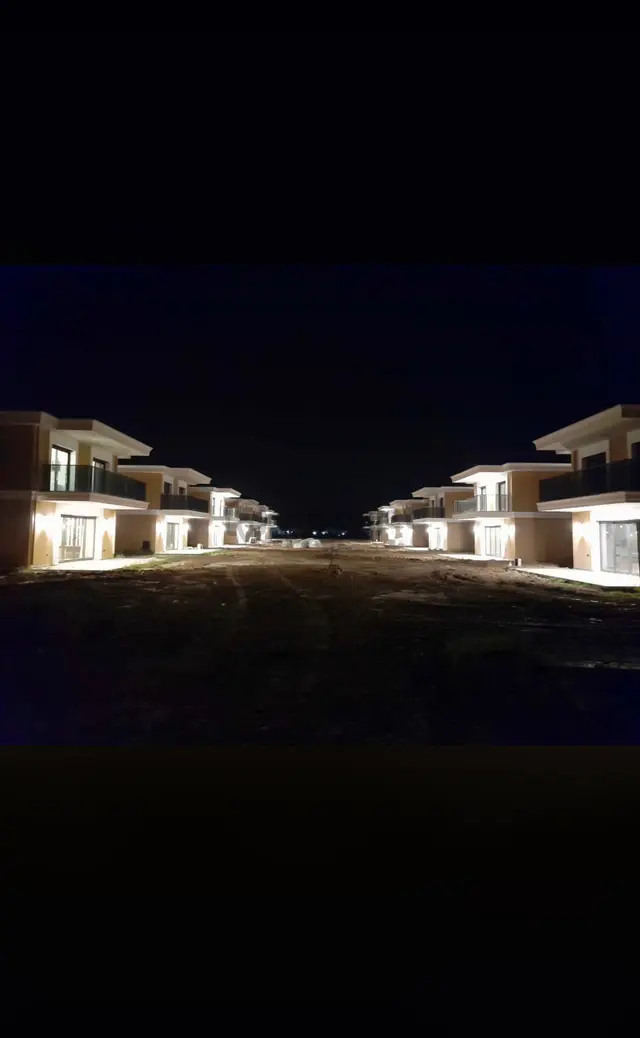 Kuşadası Davutlar Sahilinde Müstakil Sıfır Villa 2