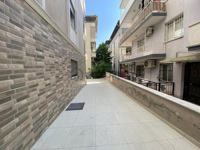 Buca İşçievleri'nde; Konak Ve Şirinyer'e Çok Yakın Kiralık Kullanışlı 2+1 Daire 5