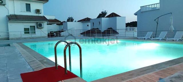 Alanya Türklar Mah. Denize Yakin Satılık Havuzlu 3+1 Villa