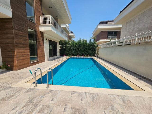 Beylikdüzü Gürpınar Mah. Ultra Lüks Villa 6+2 5