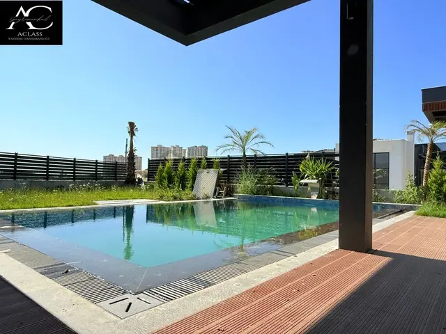 Panaromık Manzara-özel Havuz/otopark-500m2 Bahçe-modern-müstakil 4