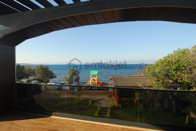 Balıkesir Ayvalık Ta Satılık Muhtesem Villa.denize Sıfır 4