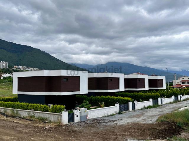 Kuşadası Güzelçamlı Müstakil Özel Havuzlu 3+1 Villa 5