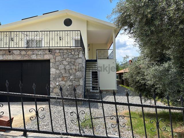 Doğa Mucizesi Akkayada 1500m2 Arsanın İçerisinde 2 Adet Satılık Villalar 4
