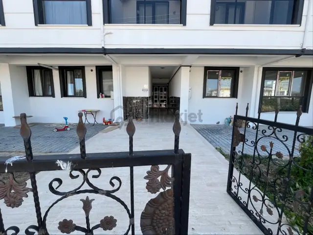 Yalova Merkez Adnan Menderes Mh 3+1 Arakat Satılık 2