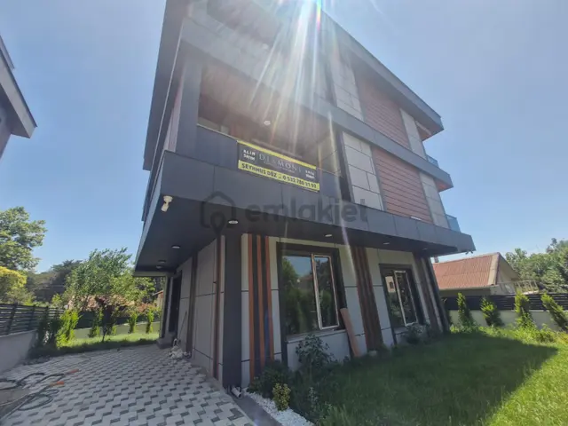 Büyükçekmece Güzelce De 6+2 Deniz Manzaralı Villa Büyükçekmece Güzelce De 6+2 Deniz Manzaralı Villa
