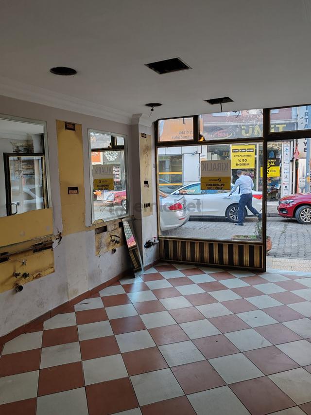 Bulancak Meydanda 20m2 Kiralık Dükkan 4