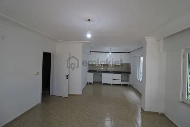 Aydın Diddim Altınkum Mahallesi Satılık Daire 2+1 Açık Mutfak Bahçe Katı Daire Denize 350 5