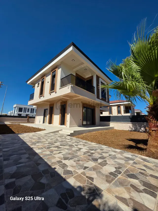 Didim Çamlık Mahallesi'nde Satılık Villa 2
