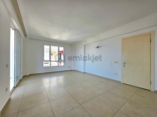 Fethiye Taşyaka'da Satılık 4+1 200m2 Havuzlu Dubleks Daire 3
