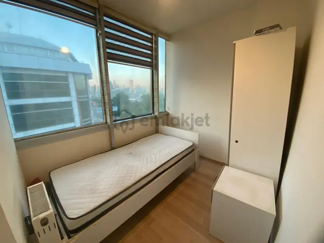 Beylikdüzü Yakuplu'da Metrobüs Yanı 43m2 Eşyalı 1+1 Kiralık 3