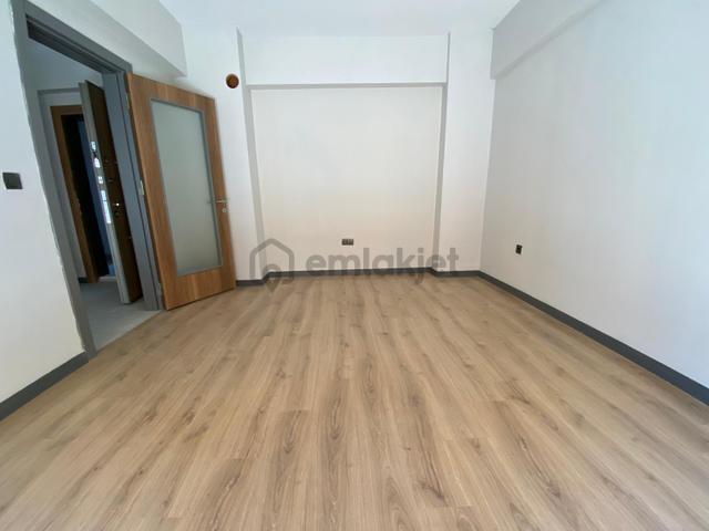 Gaziosmanpaşa Bağlarbaşı 7/a 1.etap Satılık 2+1 9.arakat 88m2 Site İçi Balkonlu Daire 2