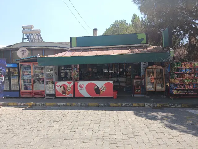 Burhaniye Merkez'de Devren Satılık Tekel Bayii 1