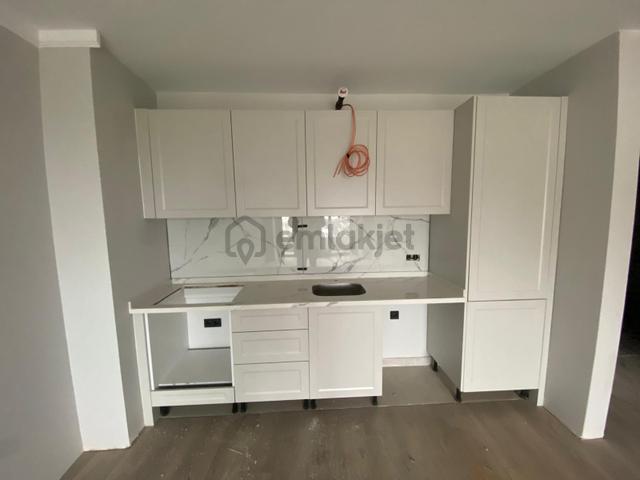 Trabzon'da Satılık 1+1 Rezidans Daire 4