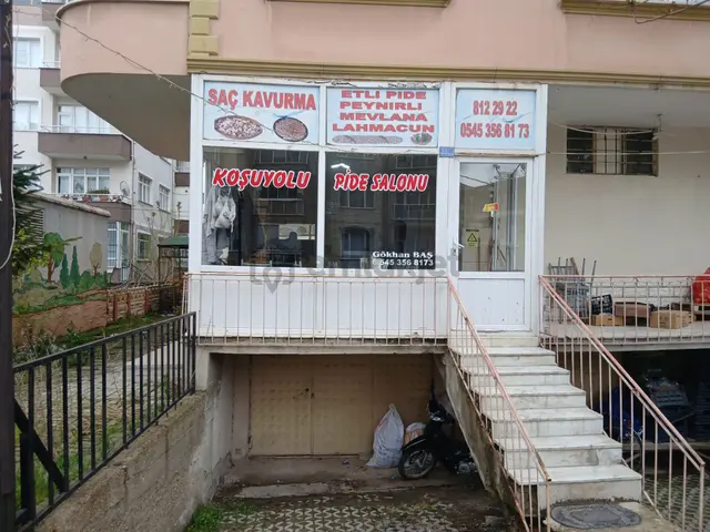 Akçay Emlak'tan Akşehir Koşuyolunda En Güzel Mevkide Fırın Ruhsatlı Kiracılı Satılık Dükkan 1