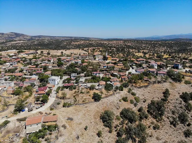 Çanakkale Ayvacık İlyasfakı'nda Satılık Müstakil Ev 3