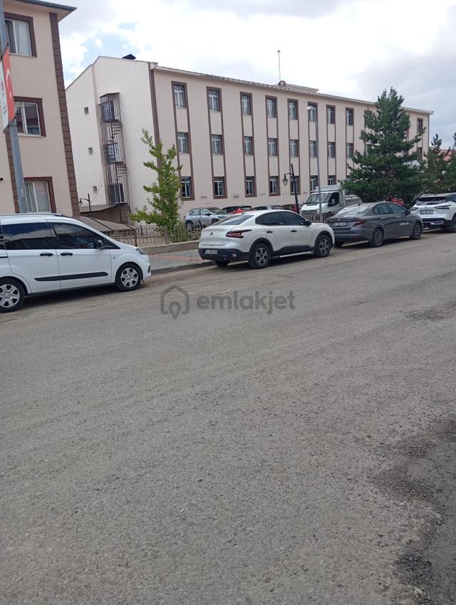Atılım Gold Emlaktan Erzurum Çat İlçe Merkezinde Satılık Arsa 4