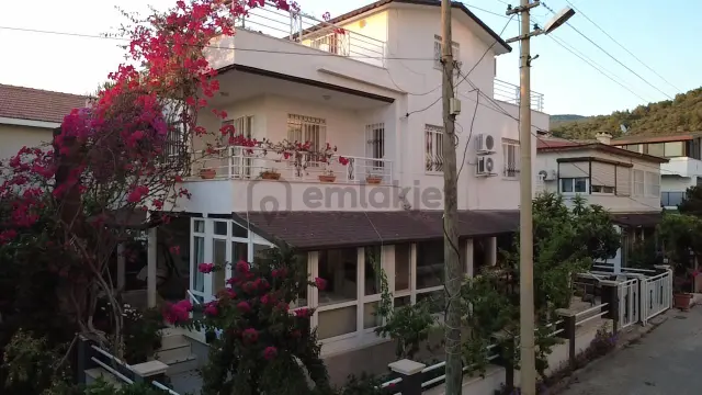 Özdere Göztepe Sahil Sitesi Denize 2.sırada Büyük Ferah Villa 2