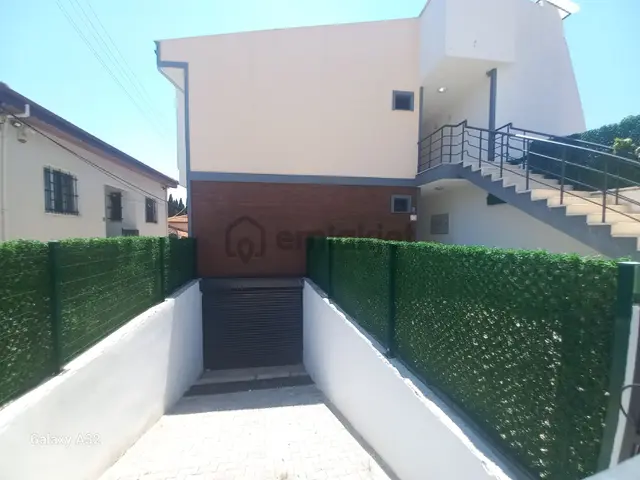 Işıkhan Emlak'tan Güre Köyü Merkesi Çok Geniş Satılık Sıfır 2+1 Daire 2