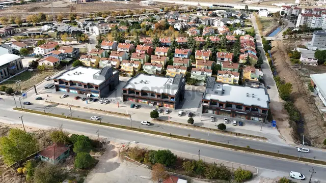 İşiniz İçin Arka Cephede 85 M² Prestijli Kiralık Ofis! 3