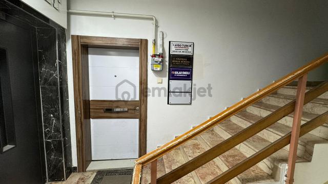 Giresun Merkez Meydan'da Kiralık Eşyalı Ofisler 5