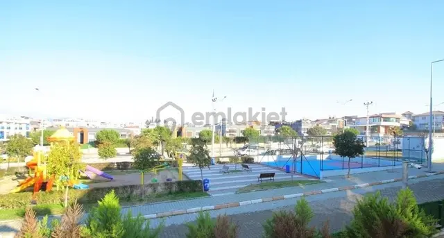 Bal Gayrimenkul-barbarosta Muhteşem Havuzlu Site İçinde Arakat 2+1 Daire 2