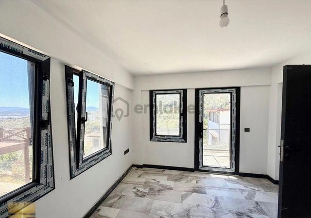 Satılık Müstakil Villa Sıfır Ev Özel Plajlı Sitede İndirimli 4