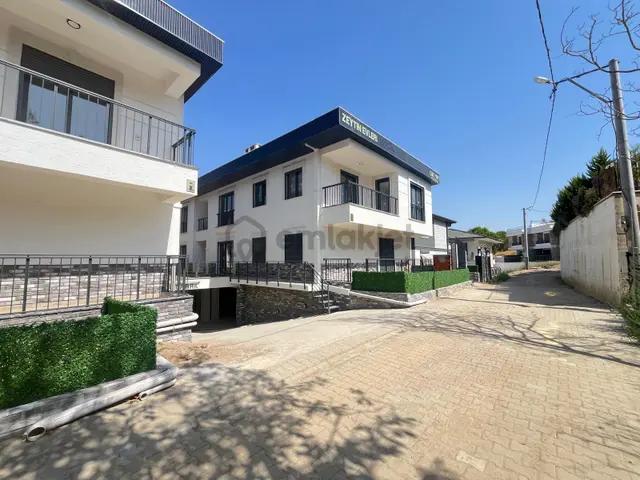 Güre Çamlıbelde Bahçe Kullanımlı Havuzlu Satılık 1+1 Daire 2