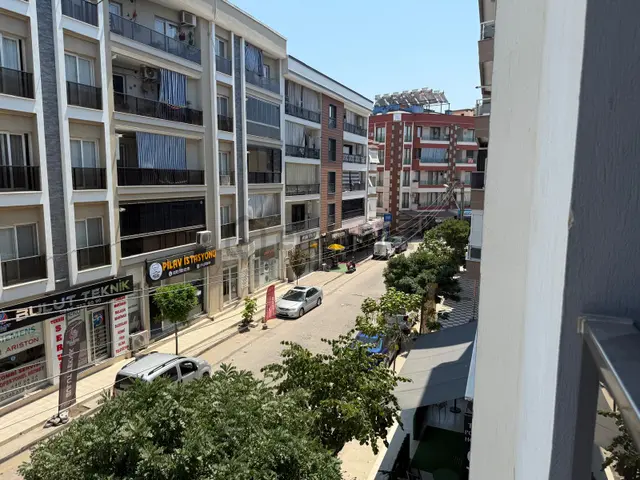 Menderes Mithat Paşa Mahallesinde Satılık 3+1 Menderes Mithat Paşa Mahallesinde Satılık 3+1