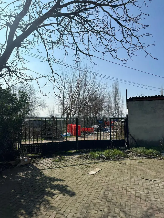 Bursa Mustafakemalpaşa Kavaklı Mahallesinde Komple Satılık Bina Ve Arsası 3
