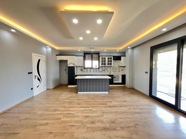 Sezgin Emlak'tan Güre'de 6+1 Deniz Manzaralı Satılık Lüx Triplex 5