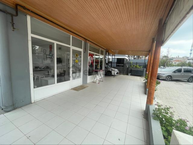 İzmir Urla Zeytin Alanı Köşe Cadde Yakını Komple Satılık Bina 3