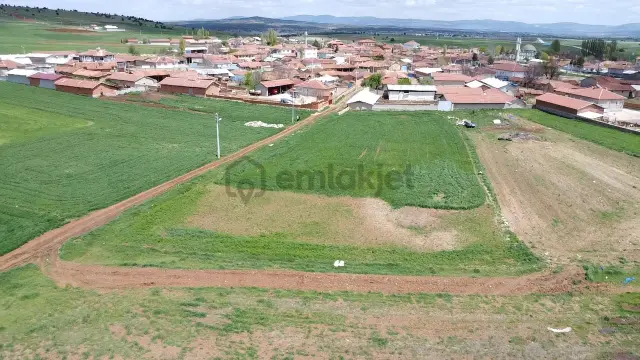 Kütahya Merkez Doğalar'da 938m2 İmarlı Arsa 3