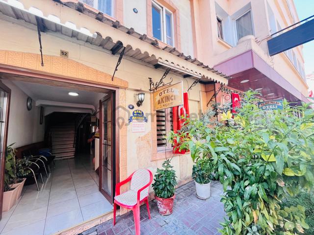 İzmir Basmane Oteller Sokağında İzmir Fuarı Yakını Satılık Otel 5