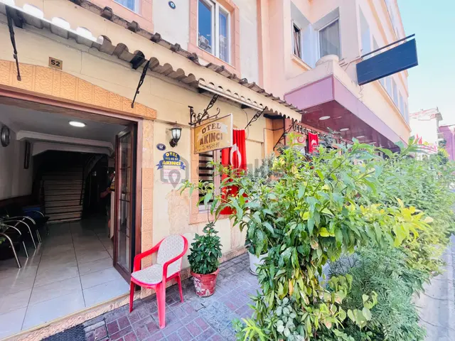 İzmir Basmane Oteller Sokağında İzmir Fuarı Yakını Satılık Otel 4