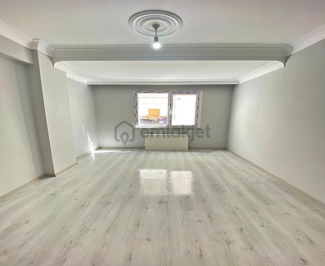 Bahçeşehire Komşu 2+1 Ve 3+1 Kalan Son 3 Fırsat Satılık Daire ! 3