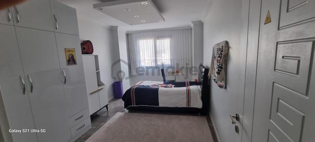 Menemende En Güzel Konumda 185 M2 Ultra Lüks Daire 5