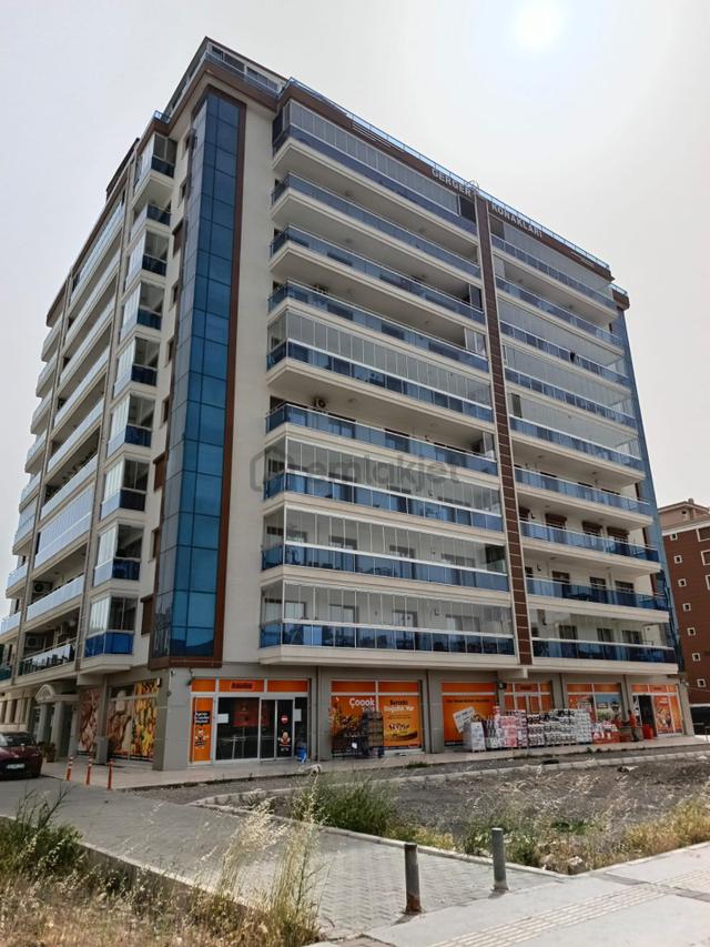 Yenigirne Örnekköy De Satılık Lüüx 1+1 -daire Ler İlan No. 03 94 ) Fiyat. 3.500 Tl. 4