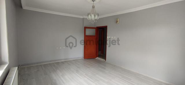 Elfi Den Yıldız Mahallesi Kiralık 2+1 Daire 4