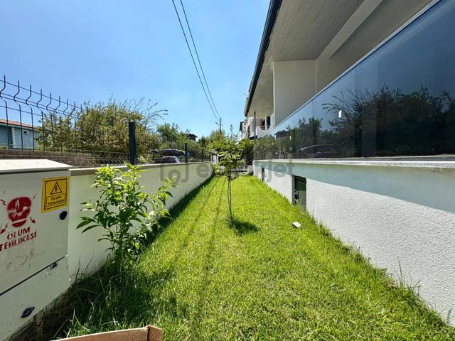 Sezgin Emlaktan Denize 200m, Sıfır, Bahçeli, 3+1 Lüks Triplex Villa 5
