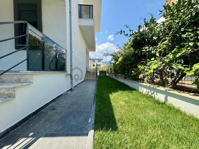 Sezgin Emlaktan Denize 200m, Sıfır, Bahçeli, 3+1 Lüks Triplex Villa 4